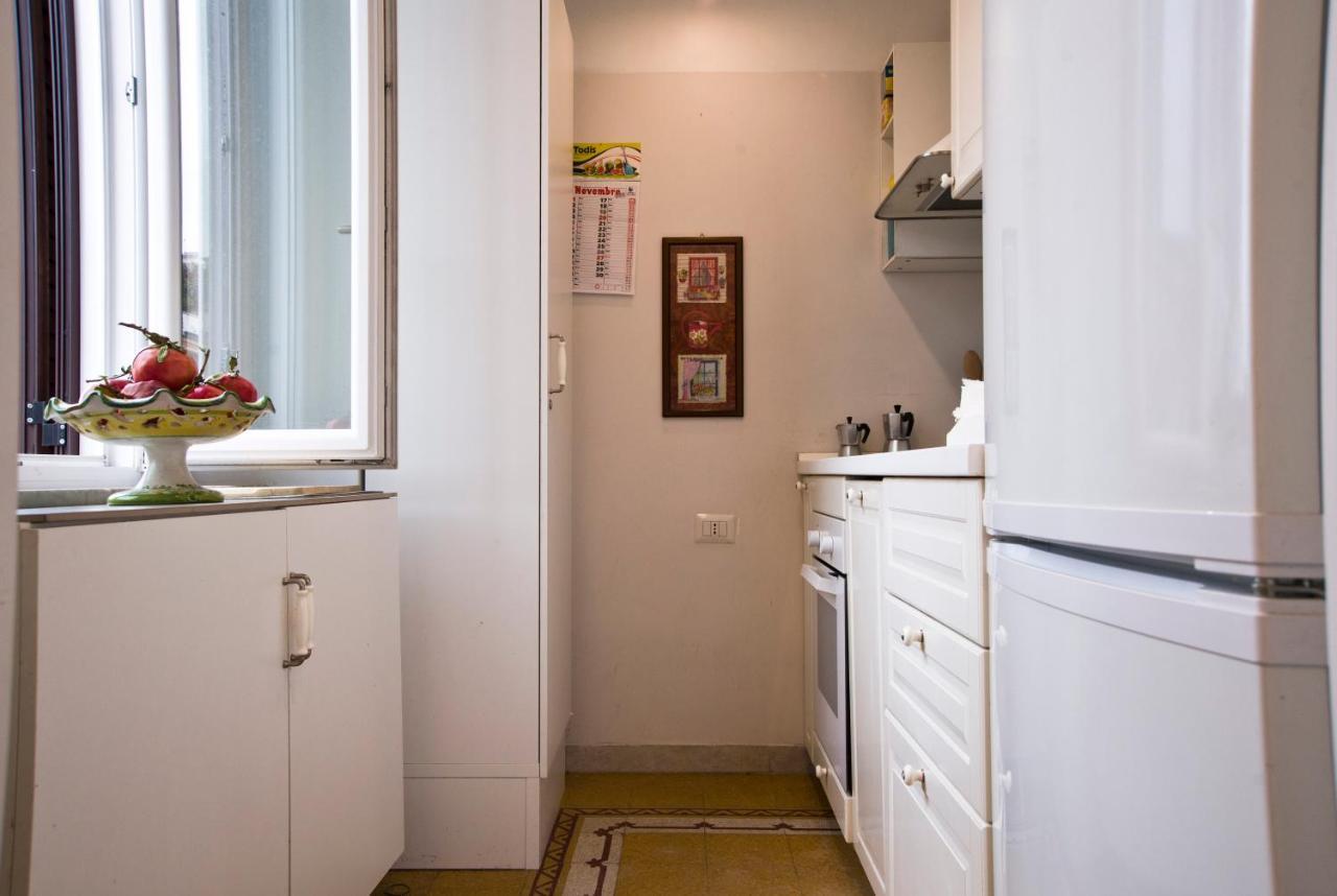 Suite Materdei - Art Of Living Naples Exterior photo